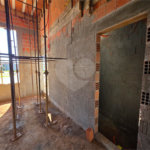 Casa térrea 3 dormitório 1 suíte com closet à venda no Condomínio Vileneuve,