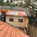 Terreno 10 X 30m,ideal para construtor, com casa principal, mais 3 casas no mesmo terreno e gerando renda, em Perdizes - São Paulo