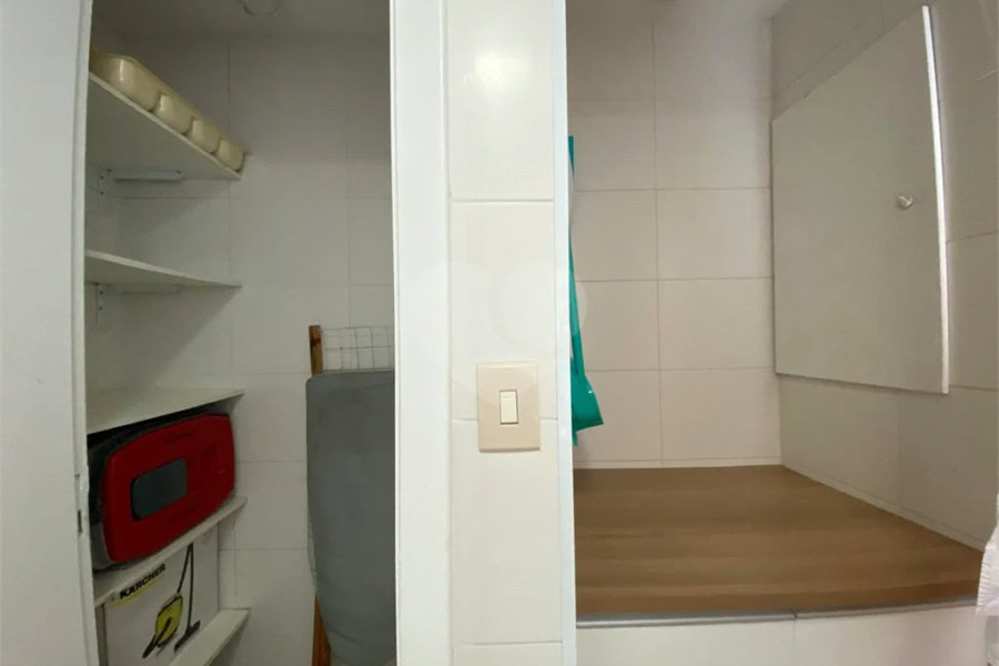 Apartamento à venda com 4 quartos, sendo 2 suítes, em Riviera de São Lourenço, Bertioga, SP