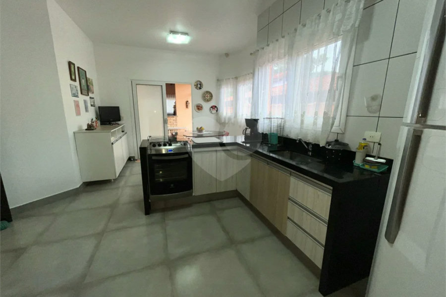 Casa à venda com 6 quartos, sendo 3 suítes, em Morada da Praia, Bertioga, SP