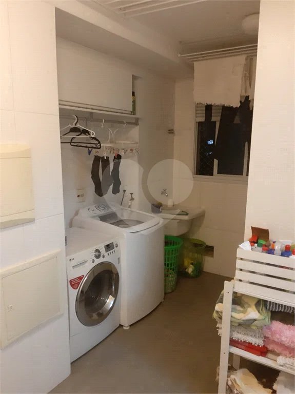 Apartamento 204 m² à Venda - Mooca, 4 suítes 4 vagas,Condominio Clube.