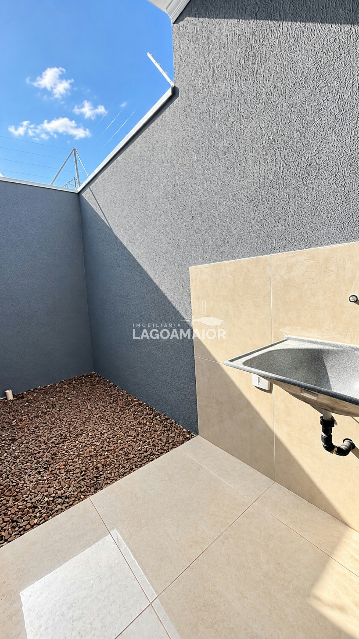 Casa à venda com 2 quartos, sendo 1 suíte, em Bela Vista da Lagoa, Três Lagoas - MS