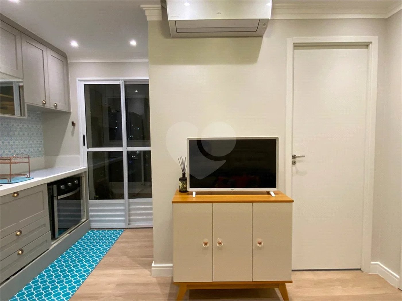 Apartamento 31m² com 2 dormitórios à venda no bairro do Ipiranga