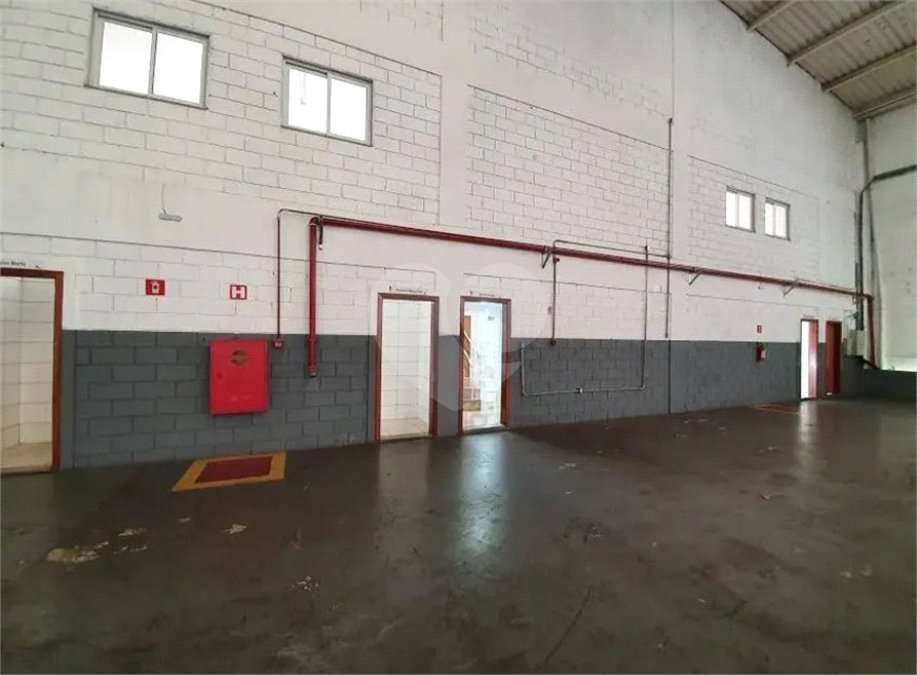 Galpão Industrial / Distrito Industrial Nova Era / Terreno: 1.831,80 m²