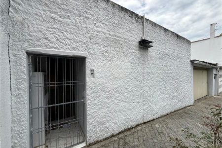 Casa Térrea a Venda Jd Satélite com poder construtivo