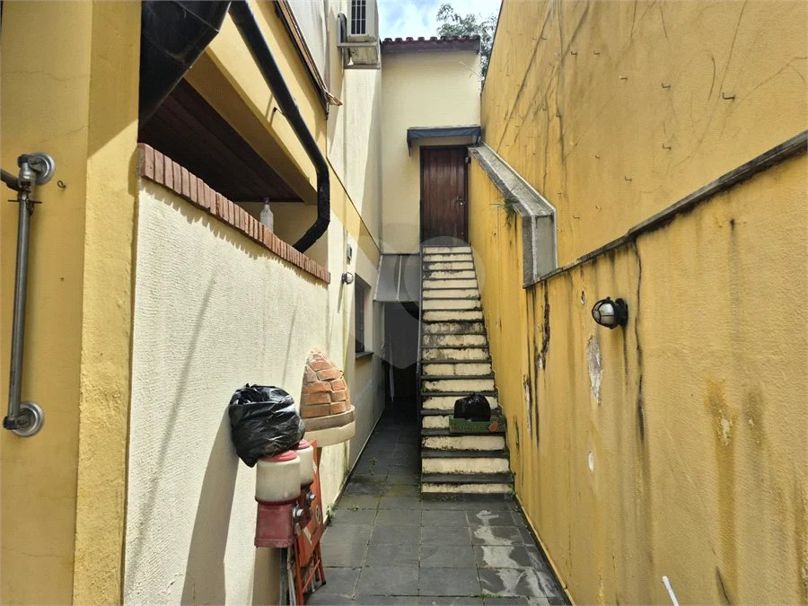 Casa a venda com piscina