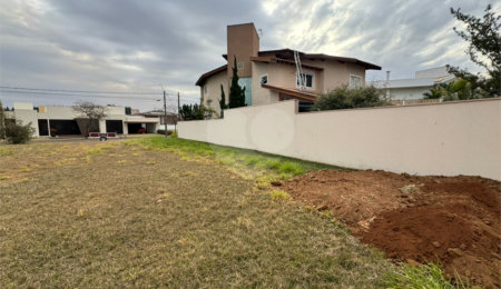 Terreno à venda no condomínio Damha I, São Carlos - SP