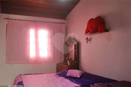 Casa com 250m² , 3 quartos, sendo 1 suíte , 3 vagas , à venda no Jd. Ana Maria - Santo André
