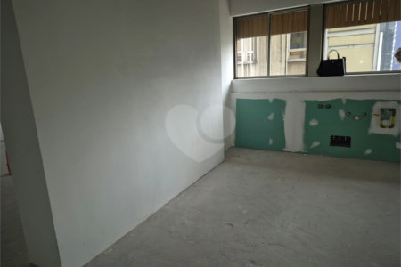 Apartamento á venda - Jardim Europa