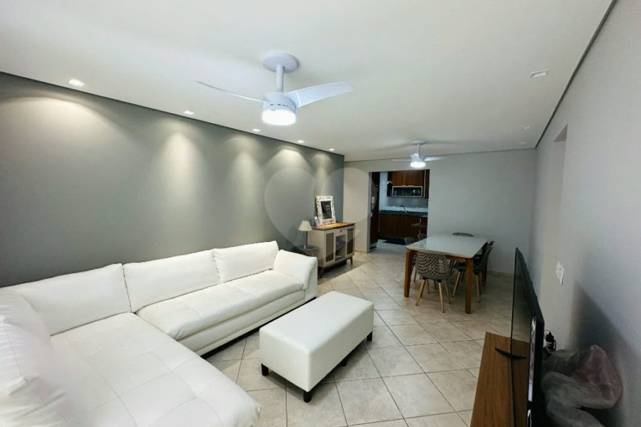 Apartamento à venda com 3 quartos, sendo 1 suíte,  em Riviera de São Lourenço, Bertioga, SP
