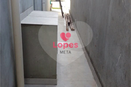 CASA A VENDA EM CONDOMINIO RESERVA ARUANÃ, LOTEAMENTO FLORESTA - SÃO JOSÉ DOS CAMPOS/SP.