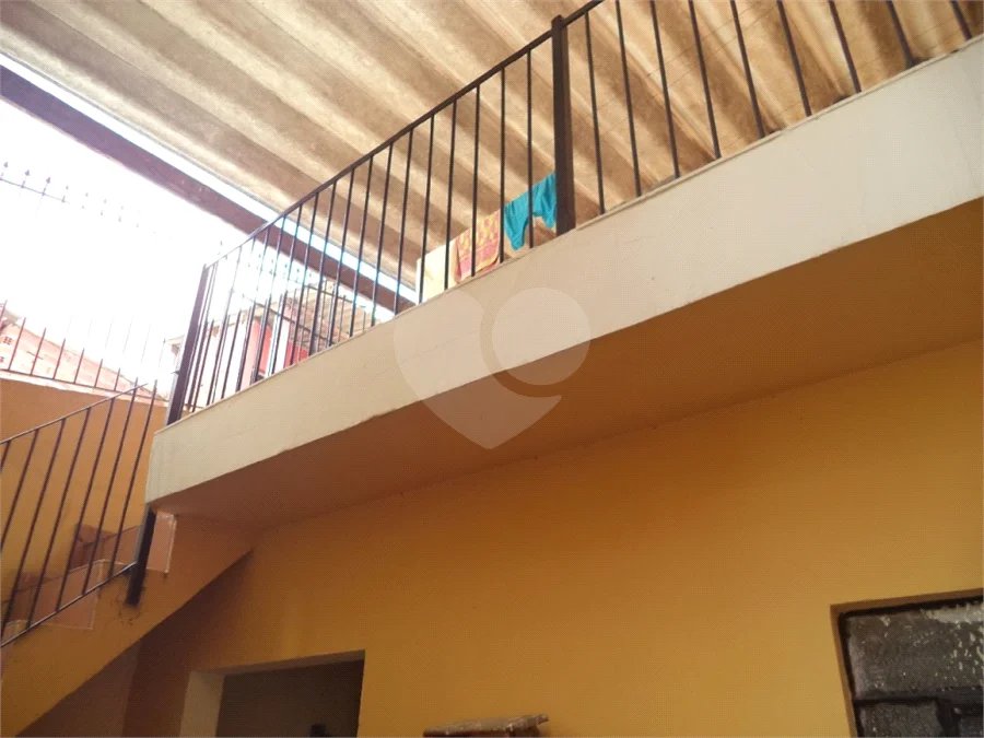 4 dormitórios, suíte no térreo e 2 vagas no Jardim Peri, próximo ao Horto Florestal!