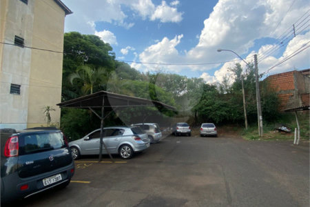 Apartamento com 2 dormitórios.