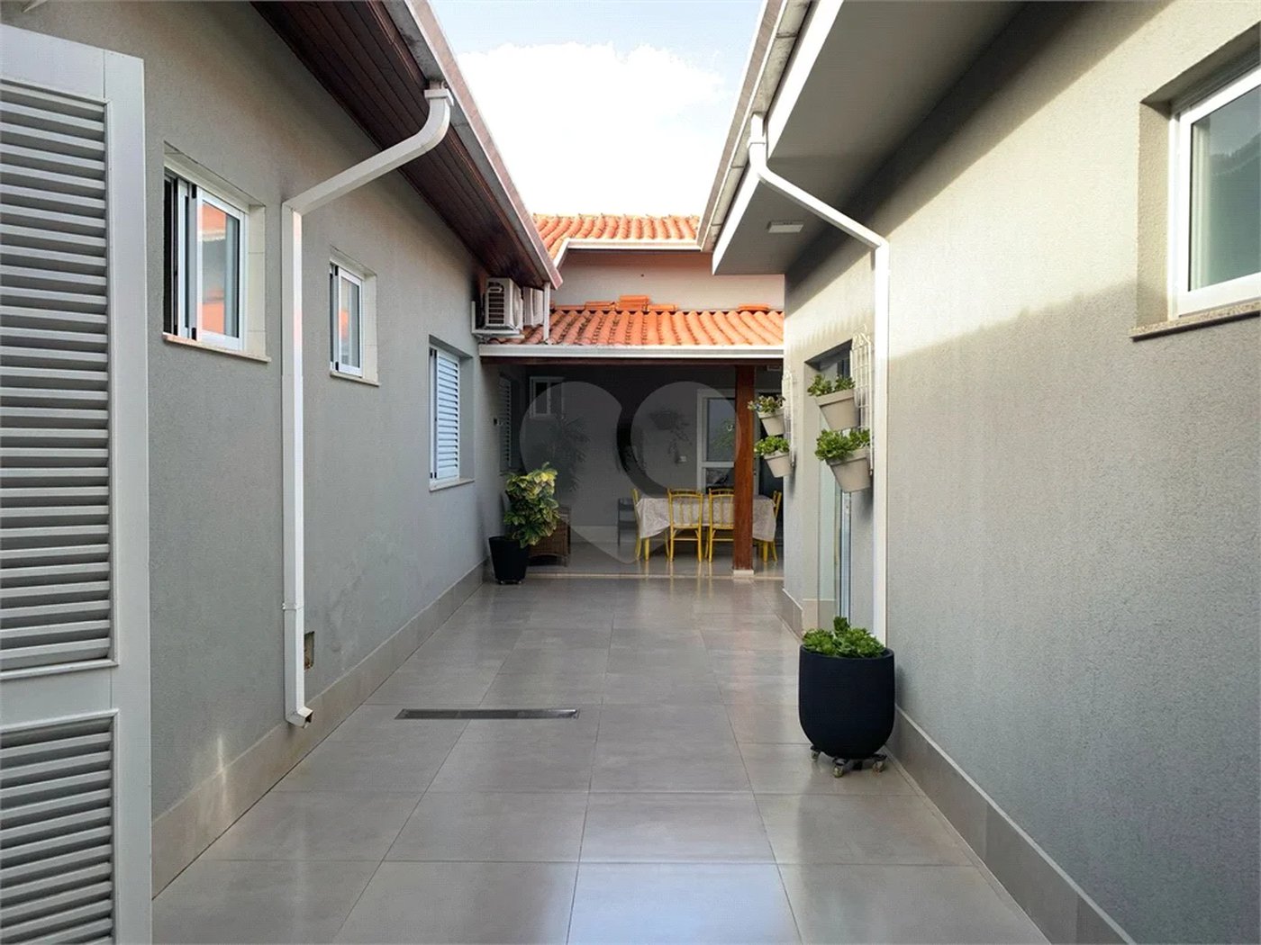Linda Casa à Venda no Bairro Santa Rosa, na cidade de Piracicaba-SP.