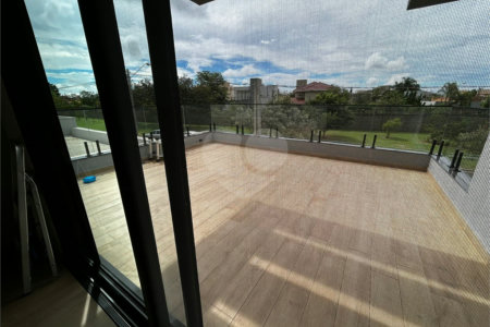 Casa de alto padrão para venda no condomínio Damha III.