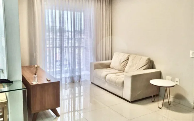 Apto Reformado e Mobiliado ao Lado do Shopping Ponta Negra!