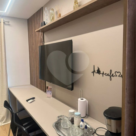 VENDO - Studio mobiliado e decorado na Vila Mariana.