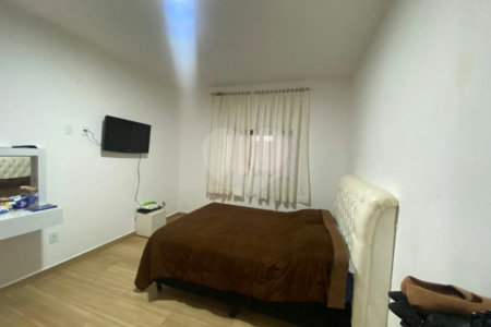 Excelente casa toda reformada e com otimo acabamento com churrasqueira e piscina