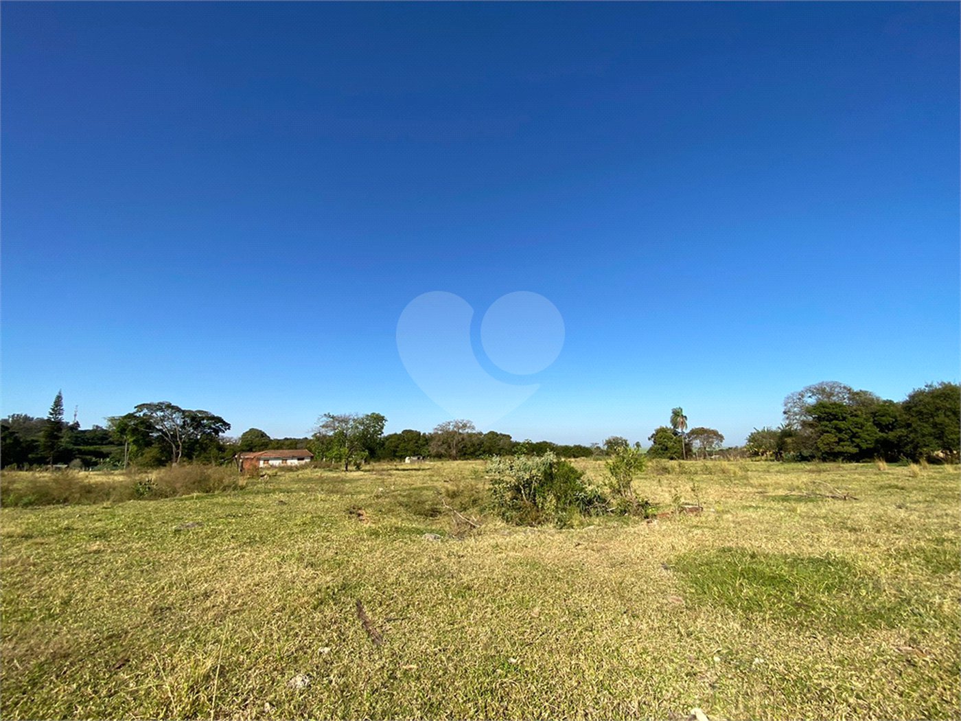 Área de terra para venda no Jardim Embaré,