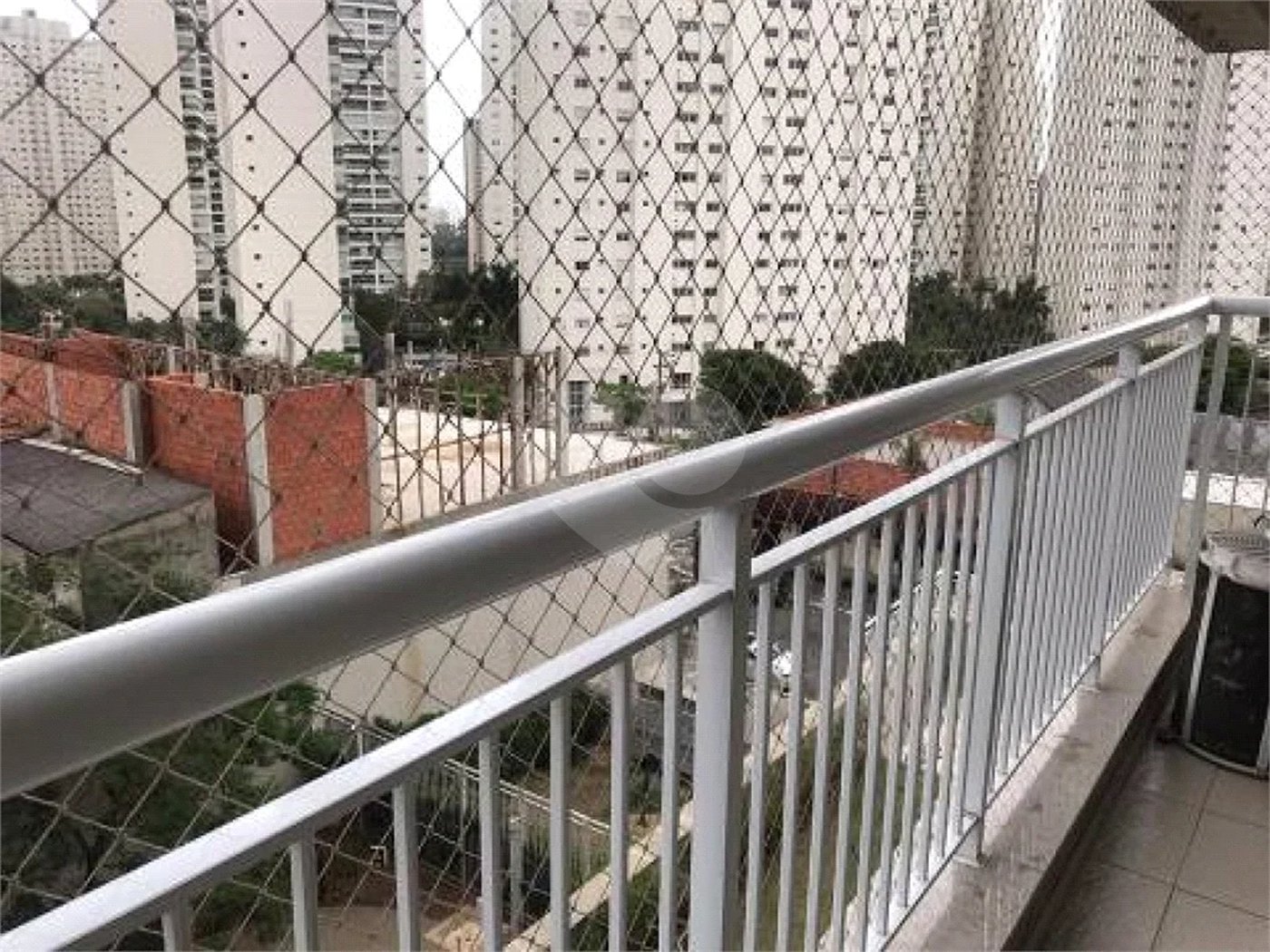 Apartamento com 3 dormitorios condominio L´ Essence Moóca.