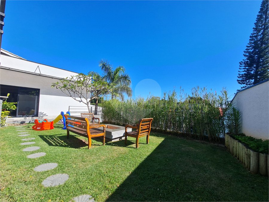 Casa com 4 dormitórios à venda, 214 m² por R$ 1.890.000 - Parque Arco Iris - Atibaia/SP