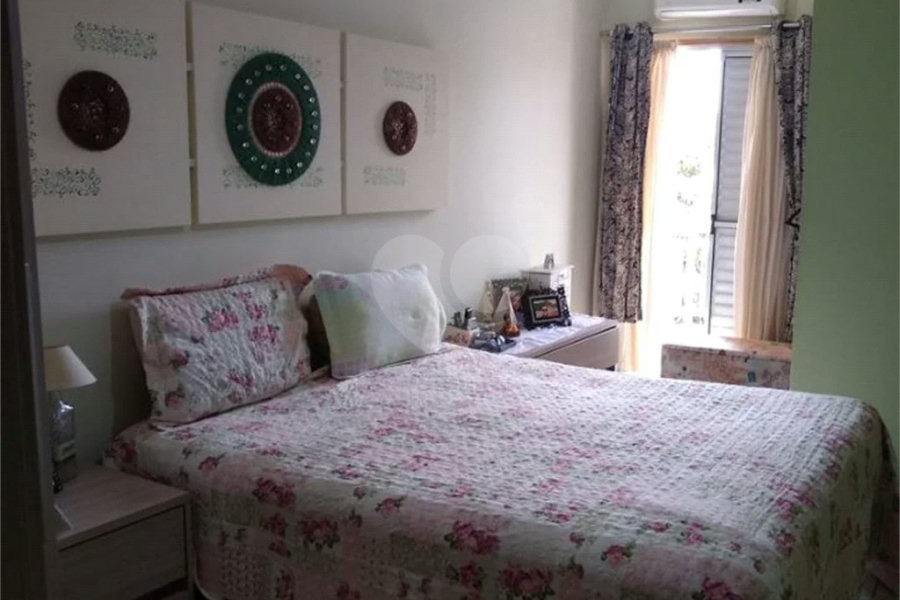 Sobrado à venda com 3 quartos, sendo 1 suíte, em Artur Alvim, São Paulo, SP