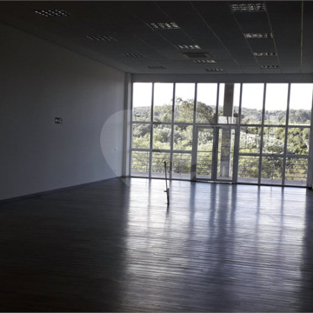 Prédio para alugar em Vila Salles, Atibaia, SP