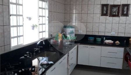 Casa à venda com 3 quartos, sendo 1 suíte,  em Cidade Aracy, São Carlos, SP