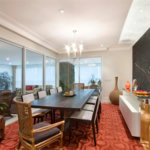Apartamento à venda no Campo Belo de 385 metros quadrados 04 suítes 05 vagas.