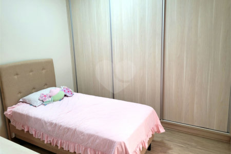 Casa térrea para venda em Araraquara/SP.