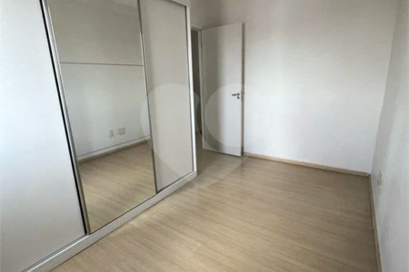 APARTAMENTO de 2 quartos (1 suíte) á venda em Santo André, 75m², 2 garagens fixas e cobertas, é entrar e morar!