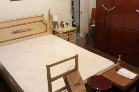 Casa Térrea Ampla com 4 Dormitórios, Suíte e Quintal à Apenas 15 Minutos do Estação Tatuapé.