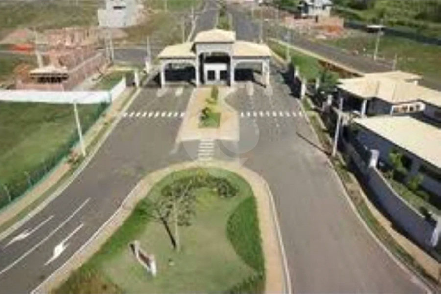 Terreno à Venda no Condomínio Reserva Das Paineiras