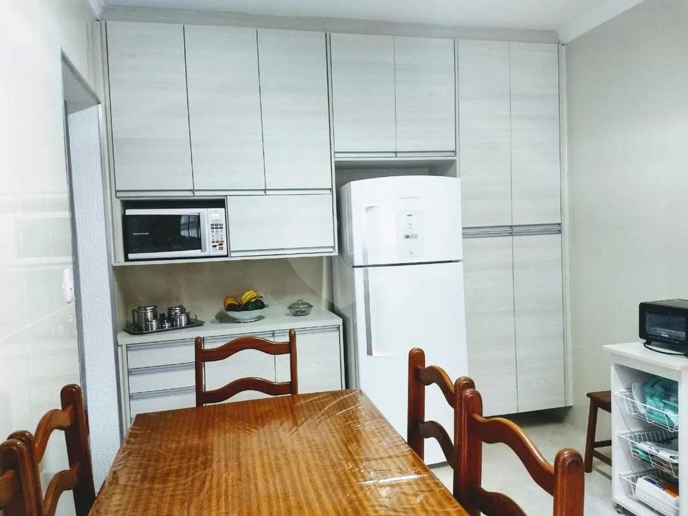 CASA TÉRREA À VENDA NA MOOCA - COM PORTEIRA FECHADA.