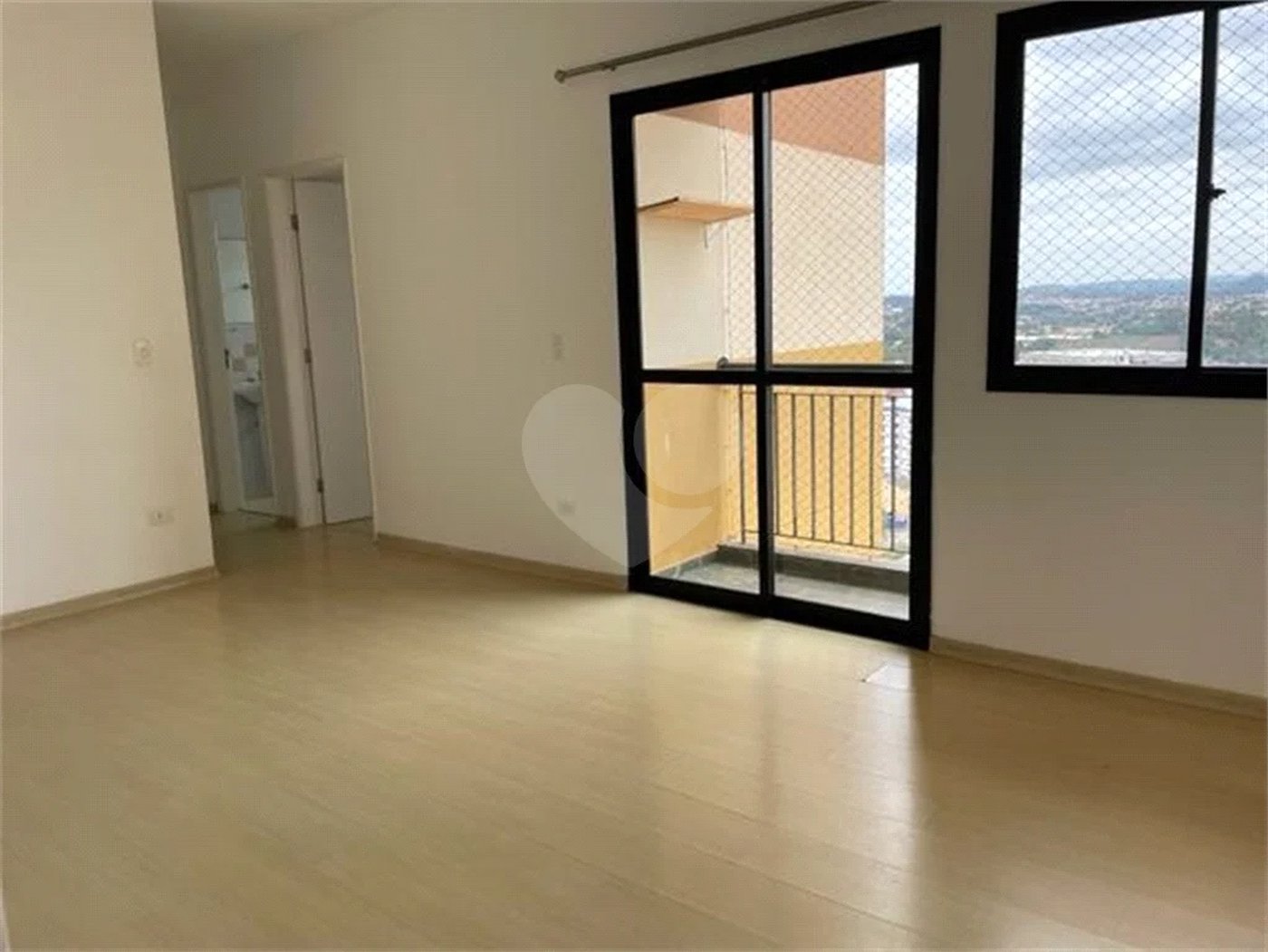 Apartamento para locação em Valinhos -SP 3 quartos, 1 banheiro, 1 vaga.