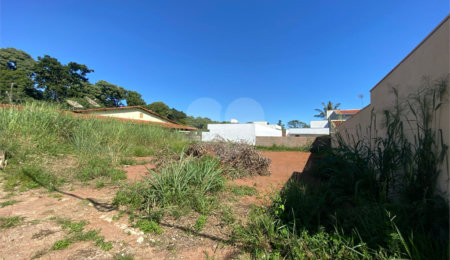 Terreno à venda em Residencial Samambaia, São Carlos, SP