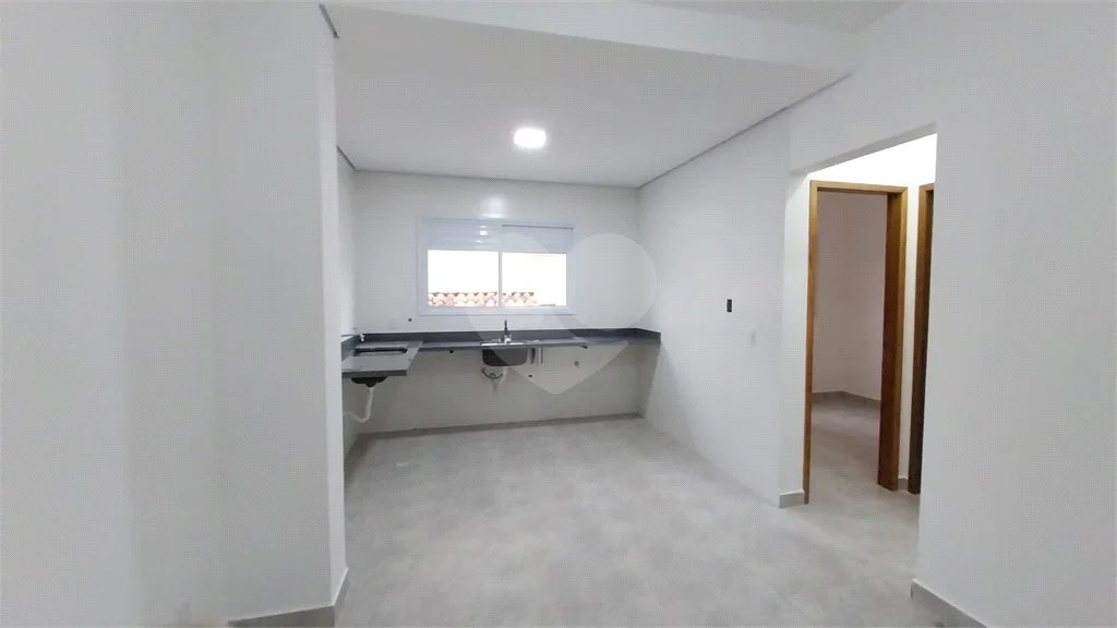 Apartamento novo Região Jardim do São Paulo com – 40 metros - 2 dormitórios - 1 banheiro, sala - cozinha e 1 vaga.