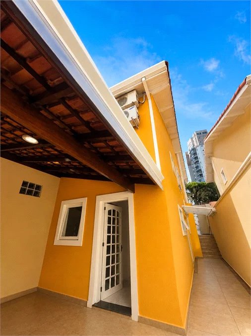 Casa à venda com 3 quartos, sendo 1 suíte,  no condomínio Vilagio Viccino, São Paulo - SP