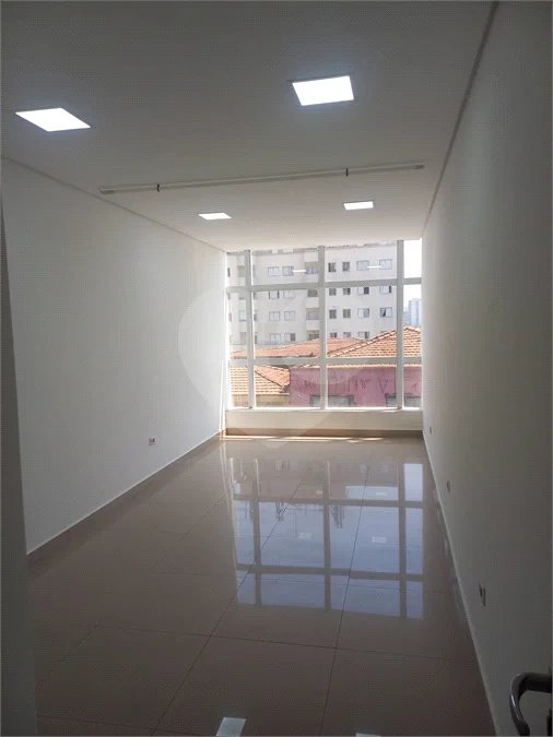 Sala Comercial para locação na Região da Vila Santa Catarina!!!
