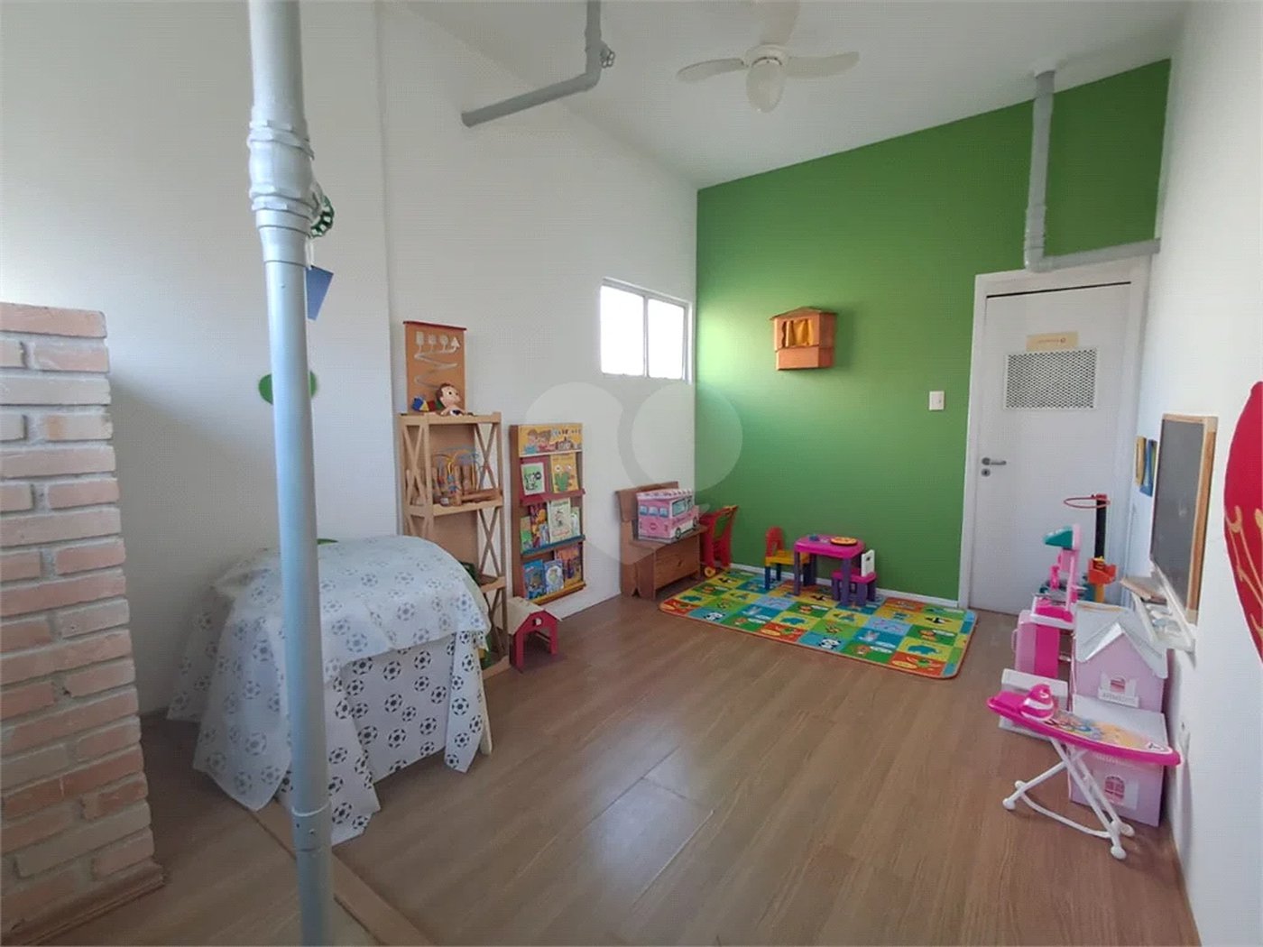 Imóvel de 141m² 3 quartos, 1 sendo suíte, retrofit no condomíno 1 vaga Paraíso