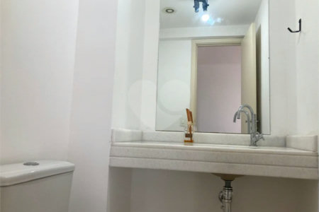 Apartamento para alugar com 4 quartos, sendo 2 suítes, em Jardim Marajoara, São Paulo, SP