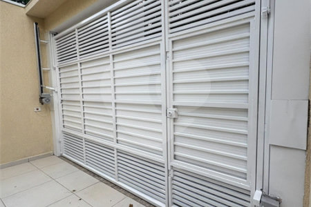Sobrado a venda Ipiranga/SP 180m² com 3 Quartos suítes 5 banheiros 4 vagas área de serviços e Churrasqueira.