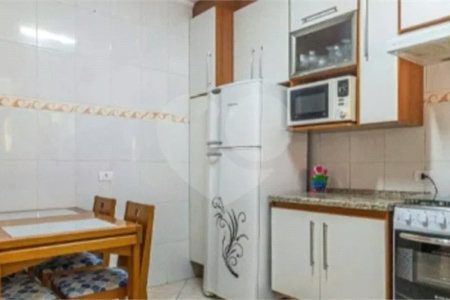 Sobrado com 74m² , 3 dormitórios , 2 vagas , à venda no bairro Campestre , Santo André.