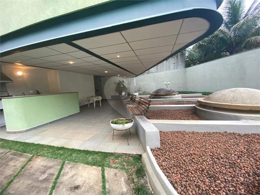 Casa térrea com 3 quartos para alugar no Jardim dos Estados, São Paulo - SP