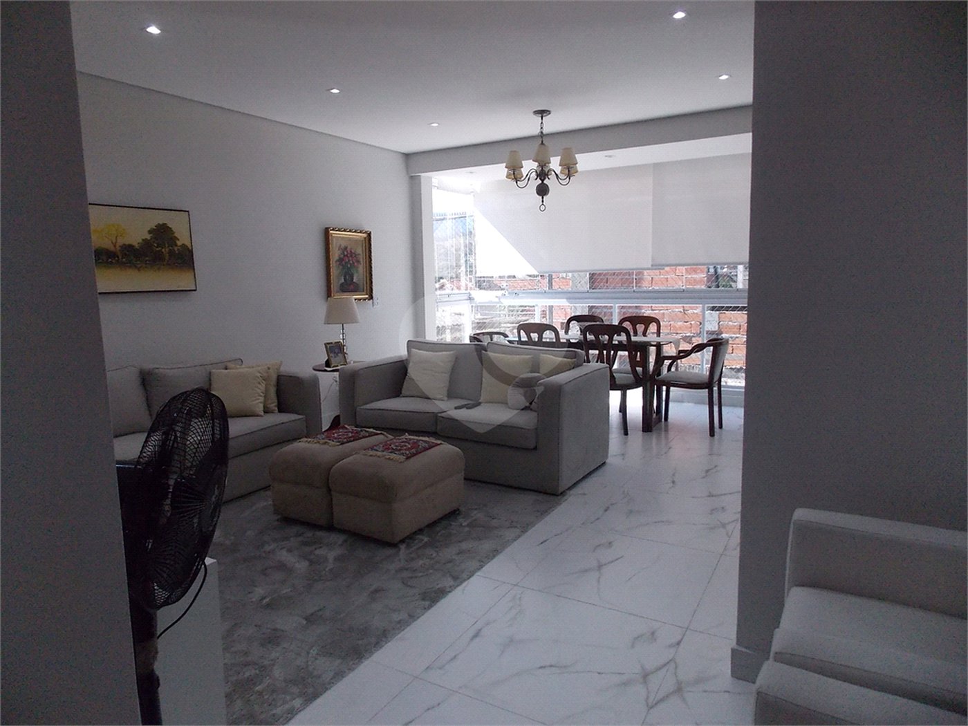 Confortável apartamento no Jardim Floresta em Aibaia sp
