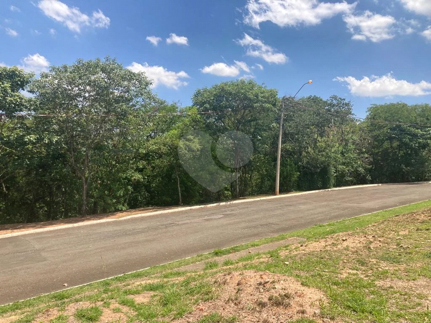 Terreno à venda no Condomínio Park Campestre I