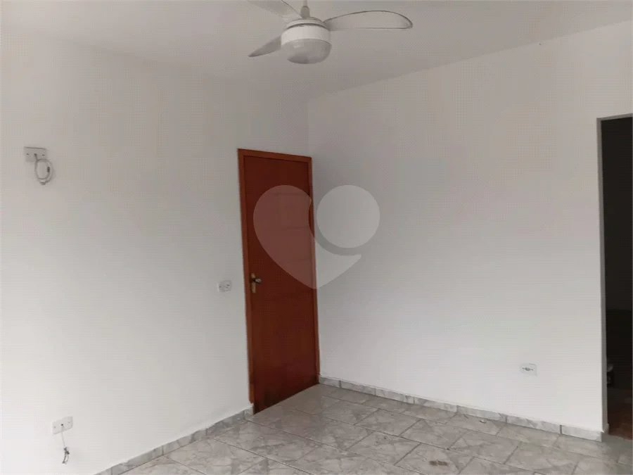 Casa com 2 dormitórios para alugar, 90 m²- Jardim Villaça - São Roque/SP