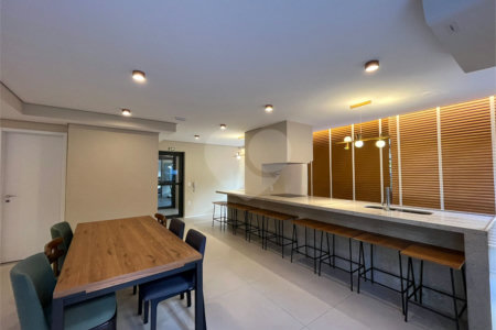 Studio locado á venda perto do metrô no Campo Belo, São Paulo - SP