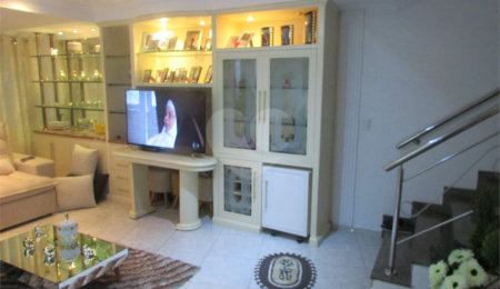 Casa à venda com 3 suítes em Vila Rosália, Guarulhos, SP