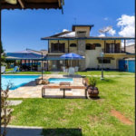 Casa com 6 Quartos e 8 banheiros à Venda, 1500 m² de Terreno em Atibaia/SP